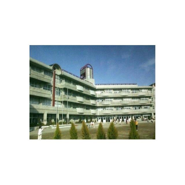 戸塚綾瀬小学校 1570m