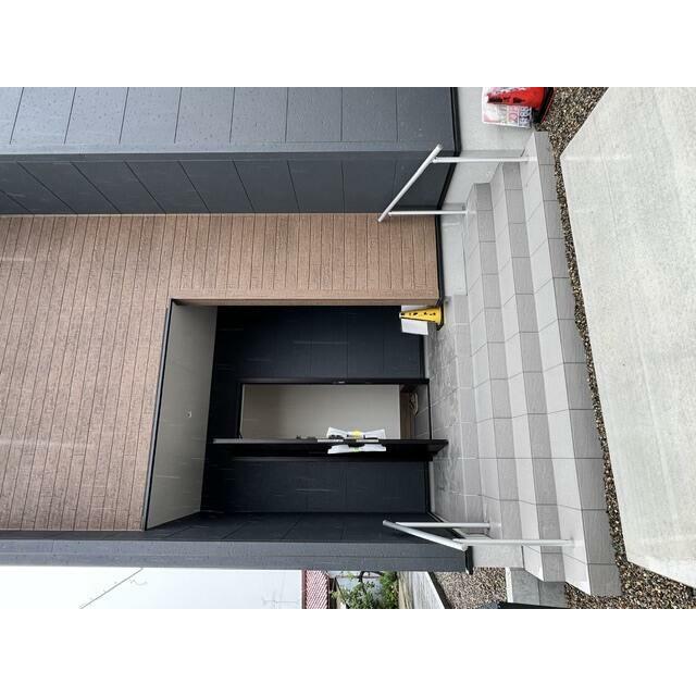エントランスは重要なチェックポイントのひとつ（1号棟）