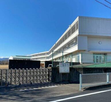 生津小学校