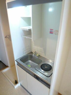 ※室内写真は703号室です