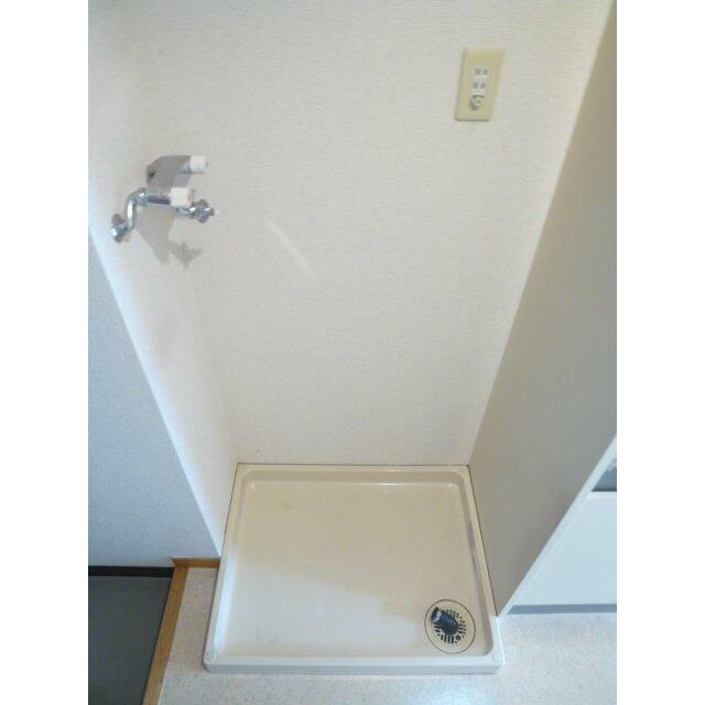 ※室内写真は703号室です