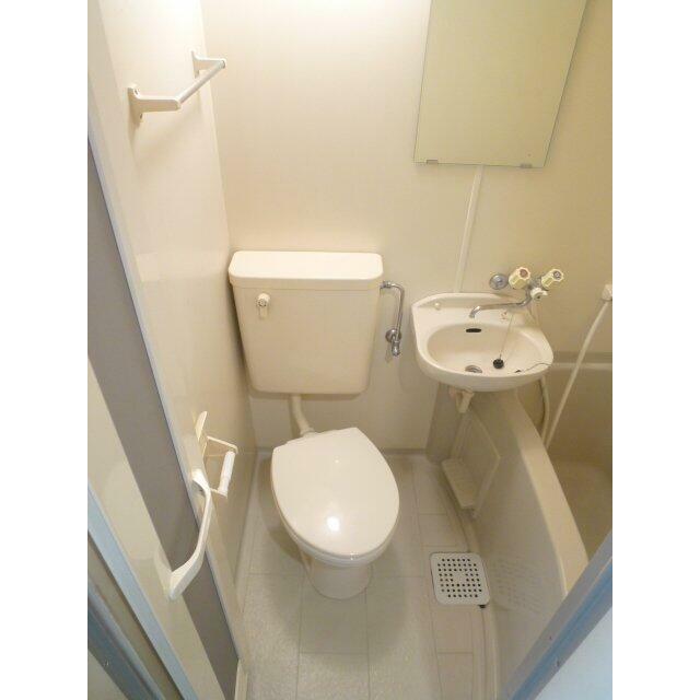 ※室内写真は703号室です