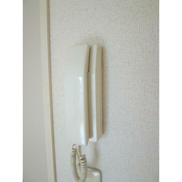 ※室内写真は703号室です