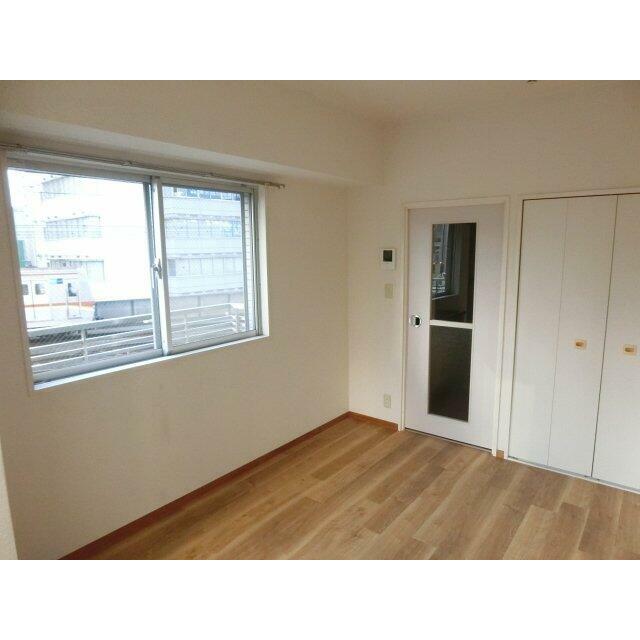 角部屋の為に面採光となってます！