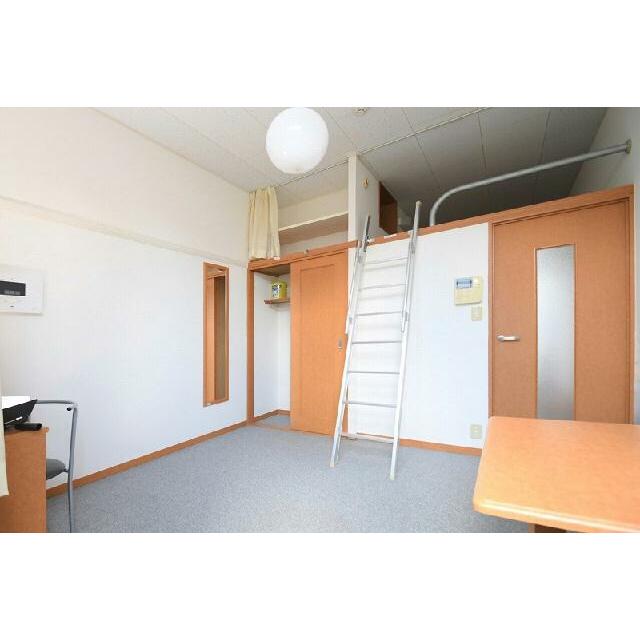 1階はフローリング仕様です。