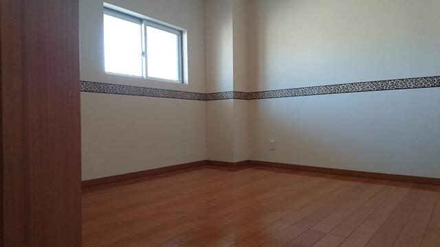 commercial 字中丁