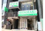 情報提供会社