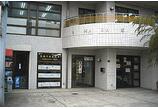 情報提供会社
