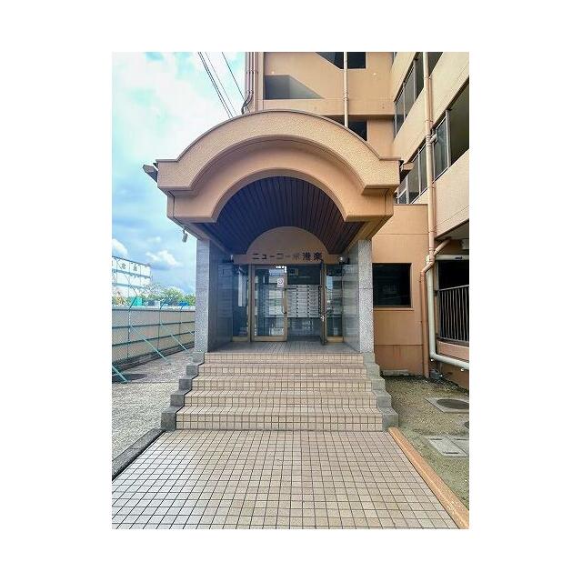 「外観」エントランス入口のお写真です。