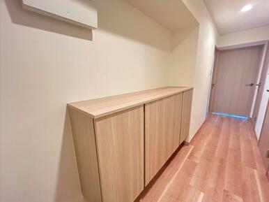 「玄関」シューズボックスは新品交換しております。