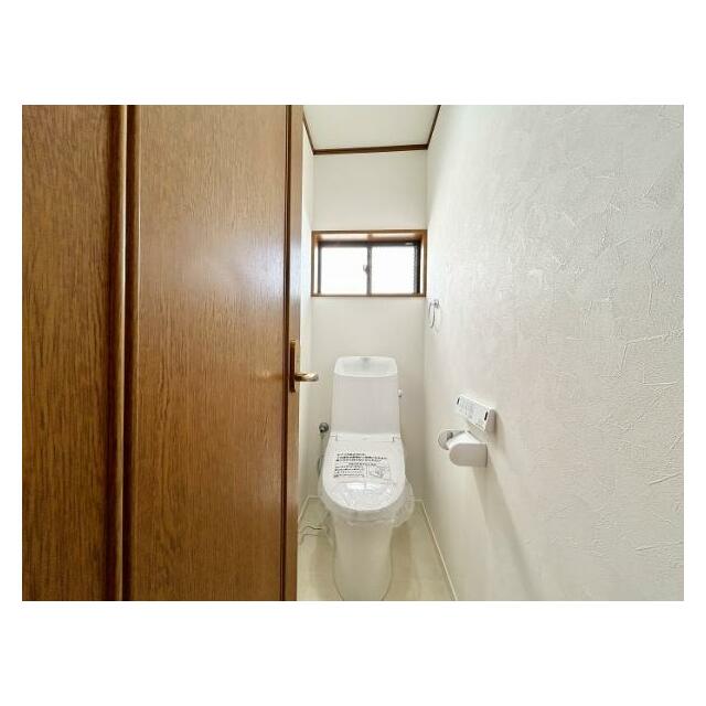 「2階トイレ」新品交換済み