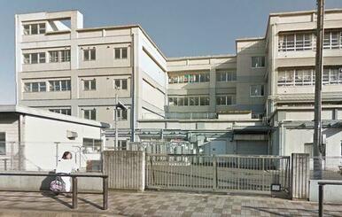 川崎市立高津小学校