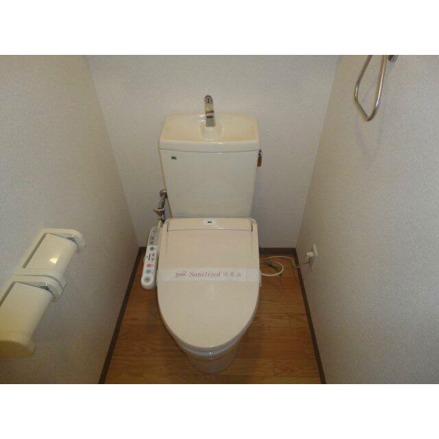 シャワー付トイレ