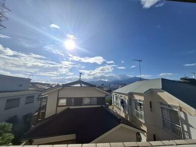 天気のいい日には富士山と大山が見えます♪