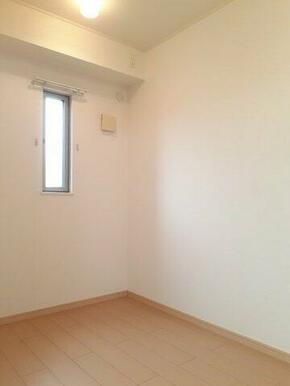 内装は落ち着いています