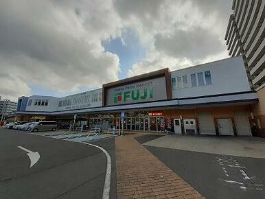 フジ楠上店さん