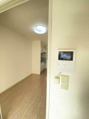 モニタ付ドアホン