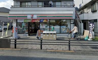 セブンイレブン日野新井店