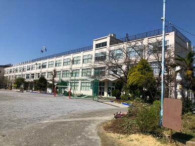 興本扇学園足立区立興本小学校