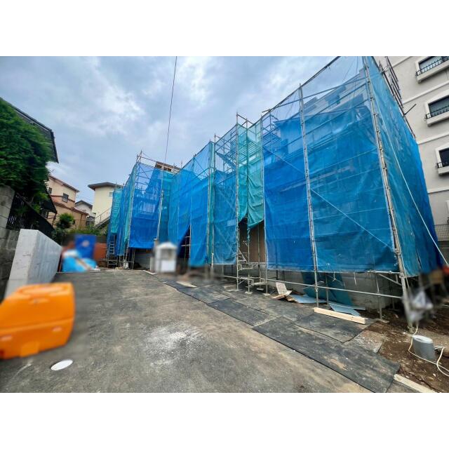 現地写真（左から(1),(2)号棟）