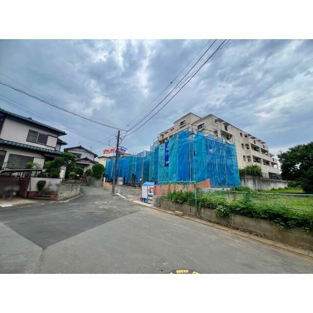 現地写真（左から(1),(2),(3)号棟）