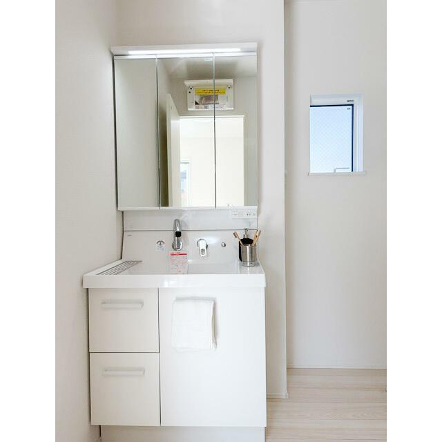 一日の始まりは洗面所から。さぁ顔を洗って気合を入れよう