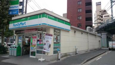 ファミリーマート平沼一丁目店