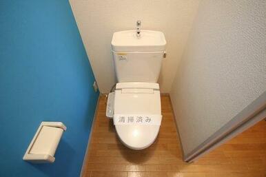 トイレは温水洗浄便座でございます