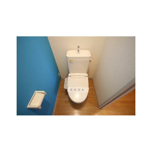 トイレは温水洗浄便座でございます