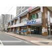 販売店