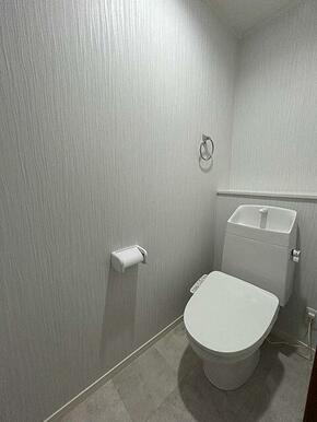 「２階トイレ」トイレ新品です