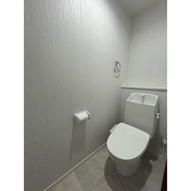 「２階トイレ」トイレ新品です