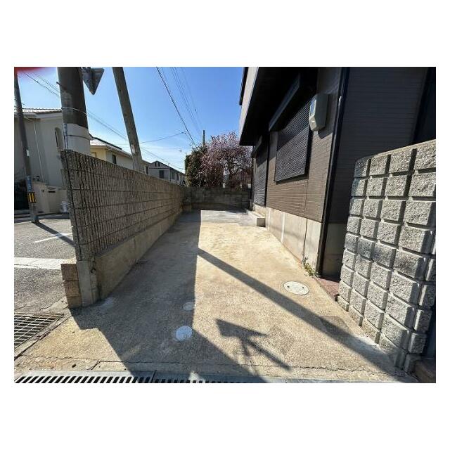 「駐車場」1台駐車可能