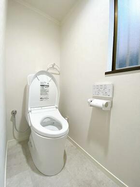 「１階トイレ」新品交換済みです