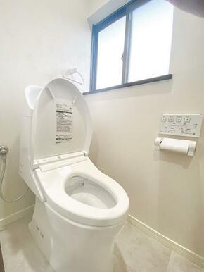 「２階トイレ」新品交換済みです