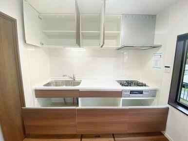 「キッチン」収納付きです