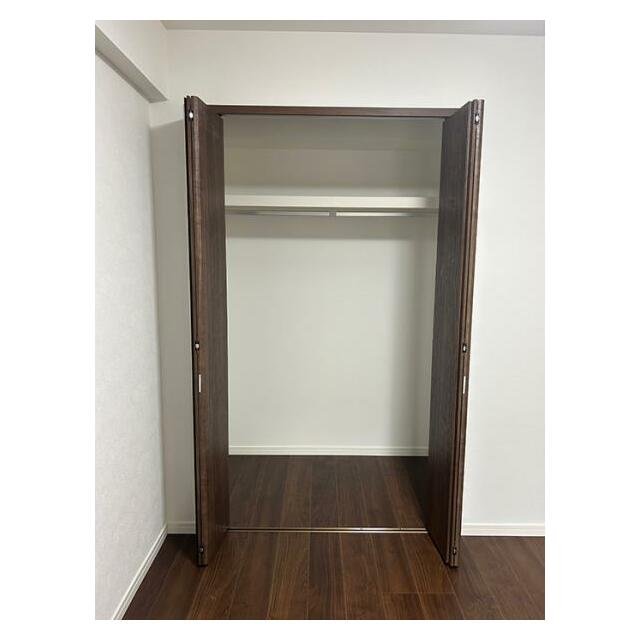 洋室クローゼット