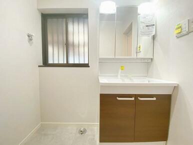 「洗面所」洗面台、新品交換済みです