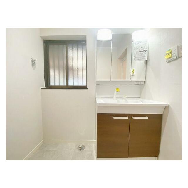 「洗面所」洗面台、新品交換済みです