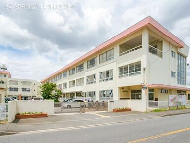 富士見市立鶴瀬小学校