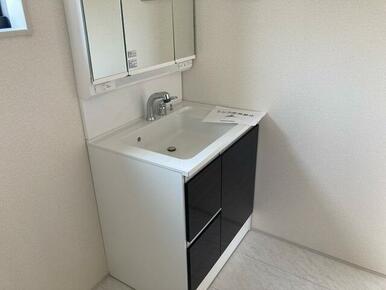 洗顔や歯磨きなど毎日使う洗面所だから要チェック！（1号棟）