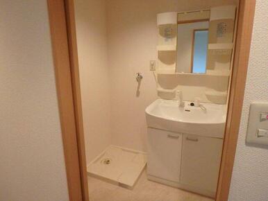 洗髪洗面化粧台