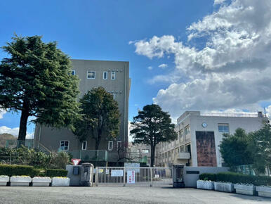 厚木市立荻野中学校