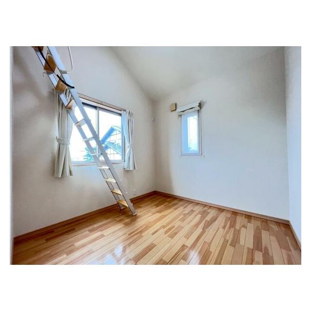 ロフト付き4.5帖ストレージルーム