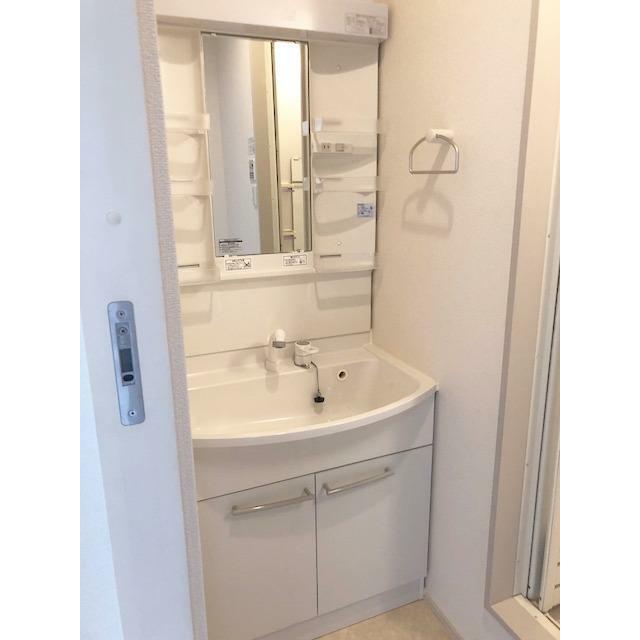 洗髪洗面化粧台です