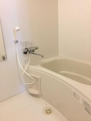 追い焚き機能：浴室乾燥機能付き