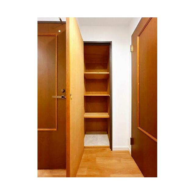 「廊下」収納の中身の写真です。