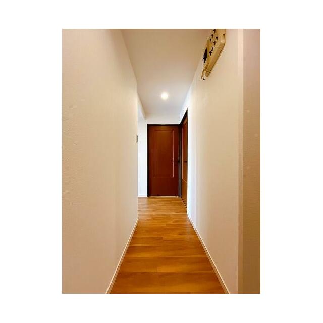 「廊下」洋室とLDKへつながる廊下となっております