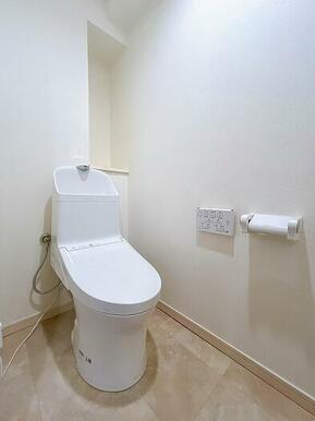 「トイレ」新品TOTO製の洗浄付きトイレに交換済み