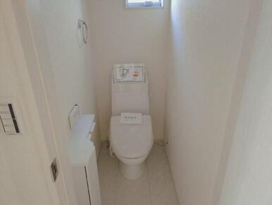 見落としなしで隅々チェック。トイレは家を映す鑑となります。（2号棟）